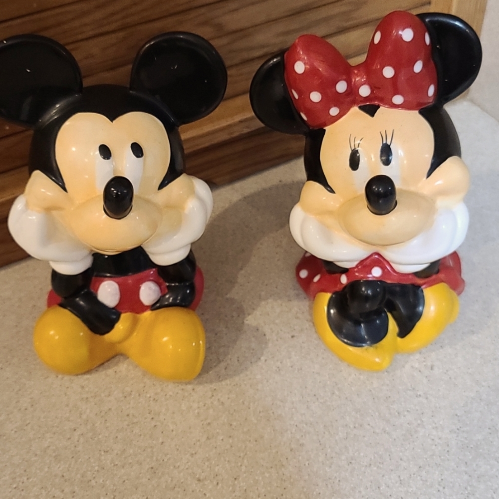 Vintage Disney Mickey and Minnie coin banks
